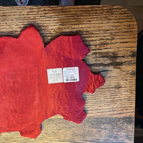 Christmas beaded Table runner and charger. - Picture 8 of 15